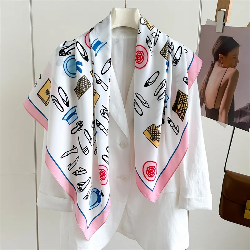 90*90cm Sonnenschutz Quadratischer Schal Damen Bedruckte Seidenschals Bandanas Luxus Strandtuch Wickeltücher Eleganter Reise-Hijab Stirnband
