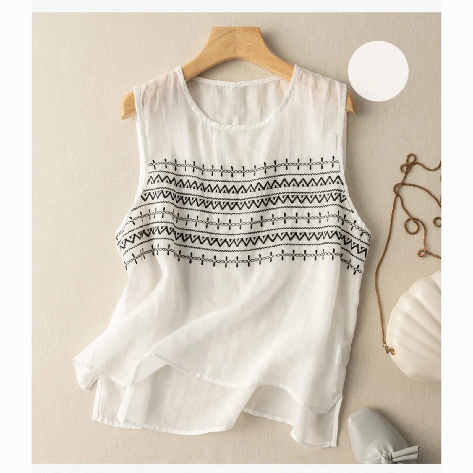 

New 2025 Summer Tops For Woman Vest Fashion Casual T-Shirt Tops Back Hollow Design Vest Sleeveless T-Shirt Outer Swimwear Women