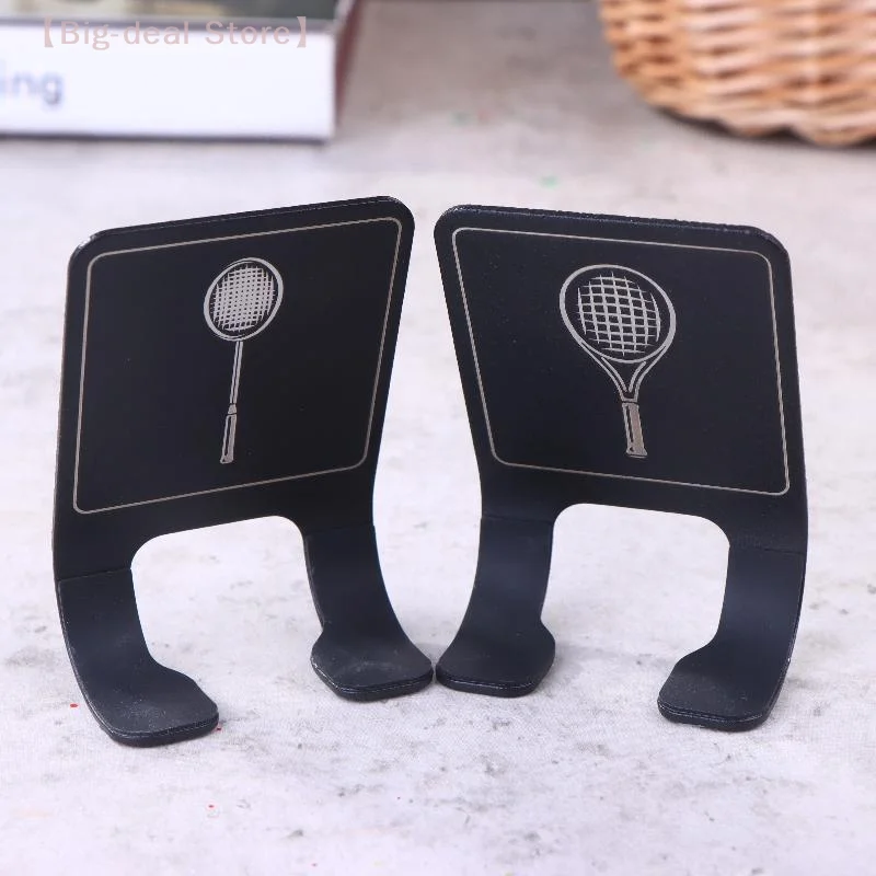 【M】Radquete de tênis universal montado na parede rack de exibição vertical gancho de parede de aço inoxidável suporte de raquete de badminton