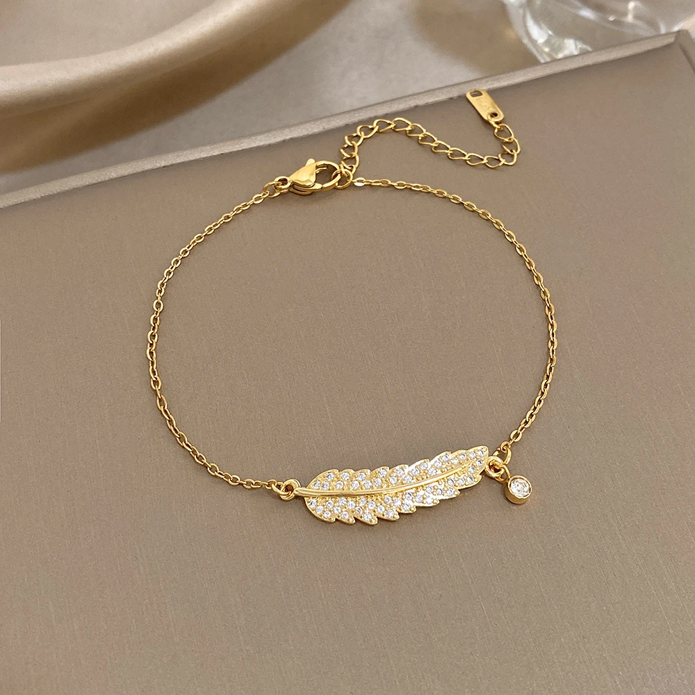 

Freetry Vintage Feather Stainless Steel Bracelet for Women Elegant Rhinestone Adjustable Gold Color Bracelet Waterproof Jewelry