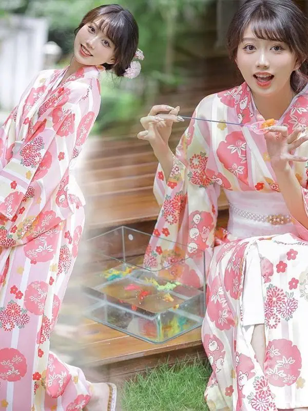 

Traditional Vintage Kimono School Photo Shoot Outdoors Scene Goddess Girl Cute Refreshing Improved Japanese Style Costume