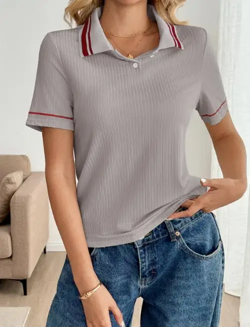 

2026 Summer New Line Color Blocked Slim Fit T-Shirt with Lapel and Pit Decoration, Casual Old Money Style Women's T-Shirt Top
