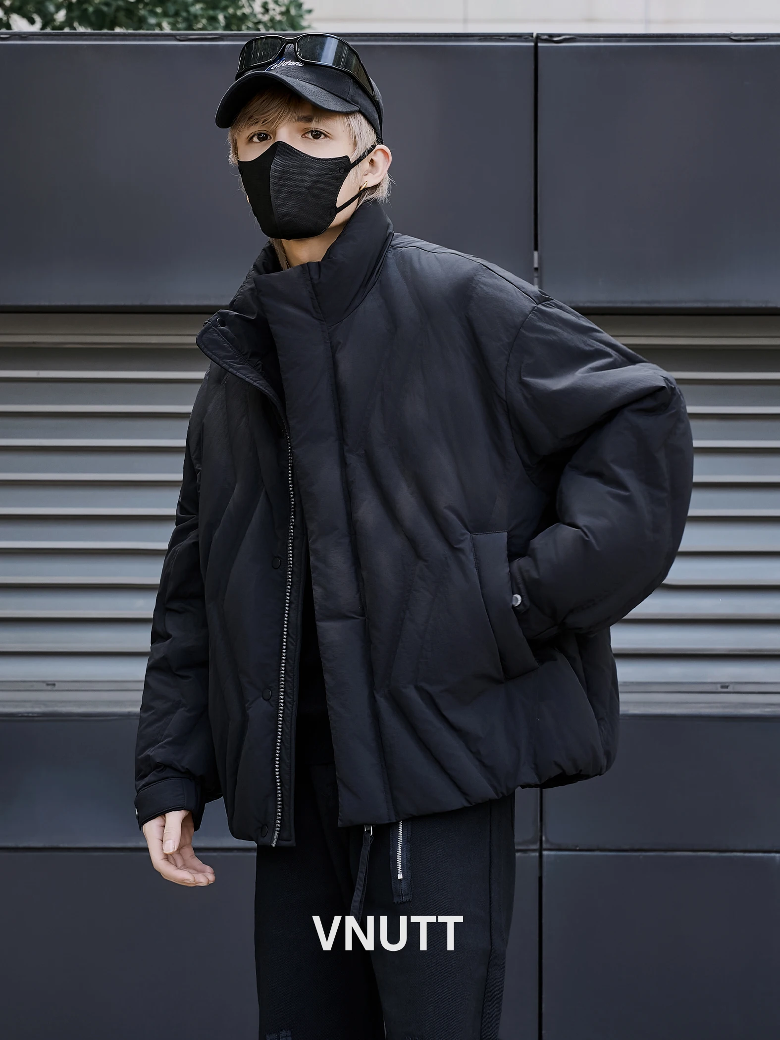 

Men's ort down Jaet 2025 Winter New Faion Loose Du down Casual Warm Thiened Stand Collar Zipper Nylon Coat