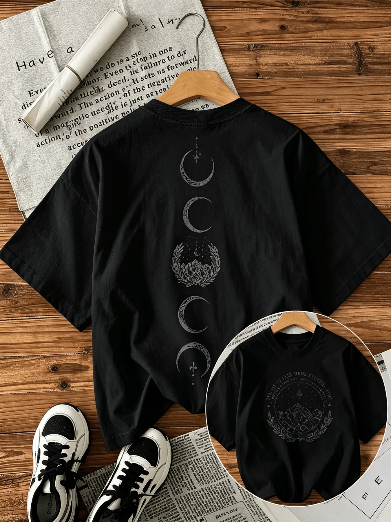 Moon Phase Starry Sky Printed Women's Short Sleeved T-shirt Summer Loose Fit Round Neck Top Bohemian Mysterious Style Outdoor