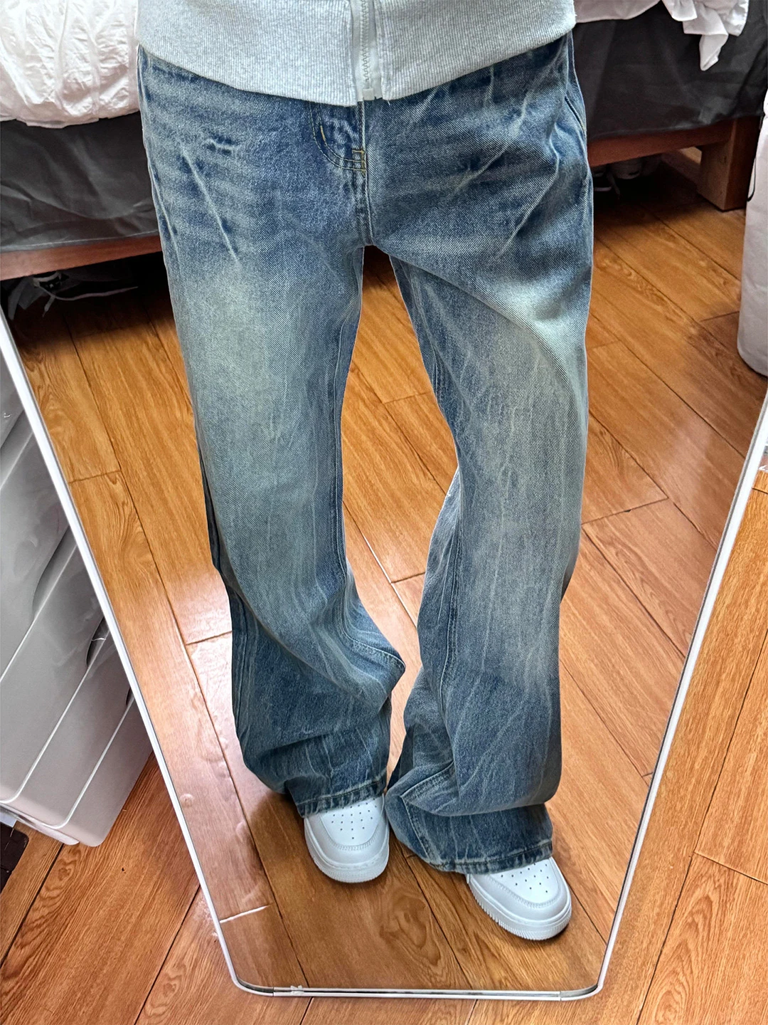 

Blue Waed American High Street Vibe Men's Jeans Cleanfit Drapey Straight Leg Jeans Lightning Pattern Casual Cotton Jeans