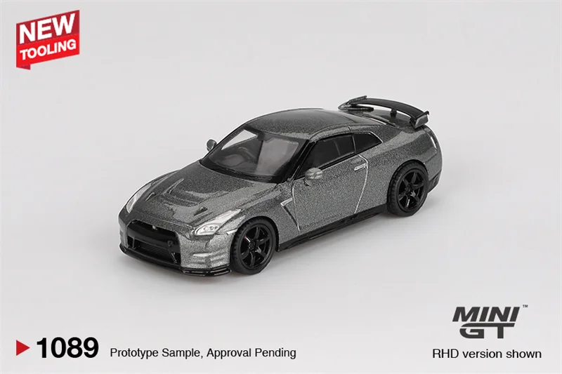 PreSale MINI GT 1:64 2013 Dark Metal Gray (รุ่น R35 CRS) โมเดลรถไดแคสต์ ของสะสมขนาดเล็ก