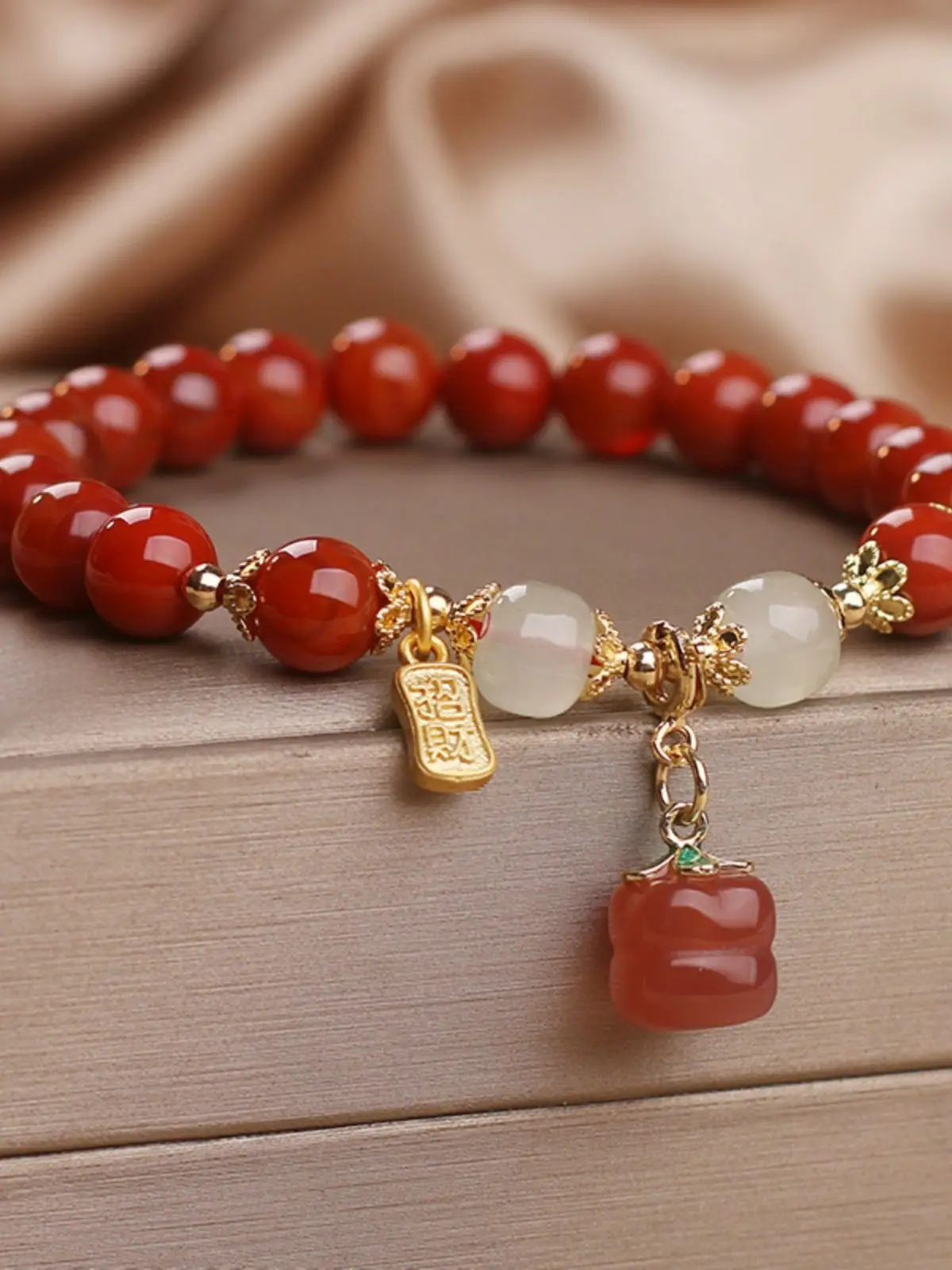 South Red Agate Hotan Jade Beaded Bracelet Female New Chinese Yanyuan Persimmon Pendant Handstring Gift Handwear For Girlfriend