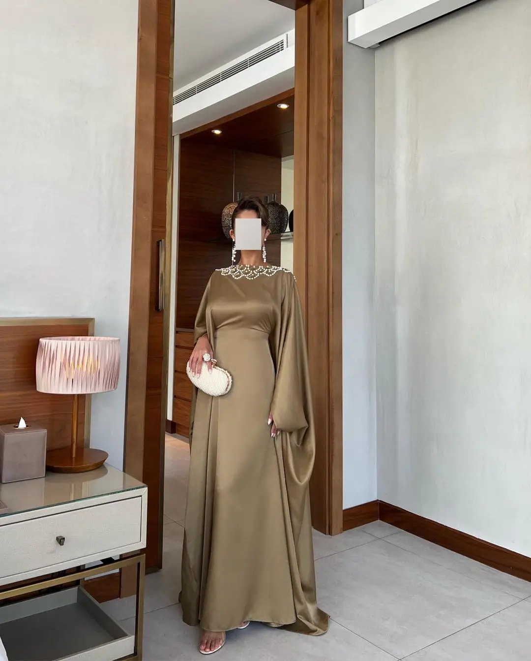 Customized Elegant PROM Evening Dress Smooth Brown O-neck Floor Length Gown Full Sleeve Beaded Party Formal Occasion Dresses