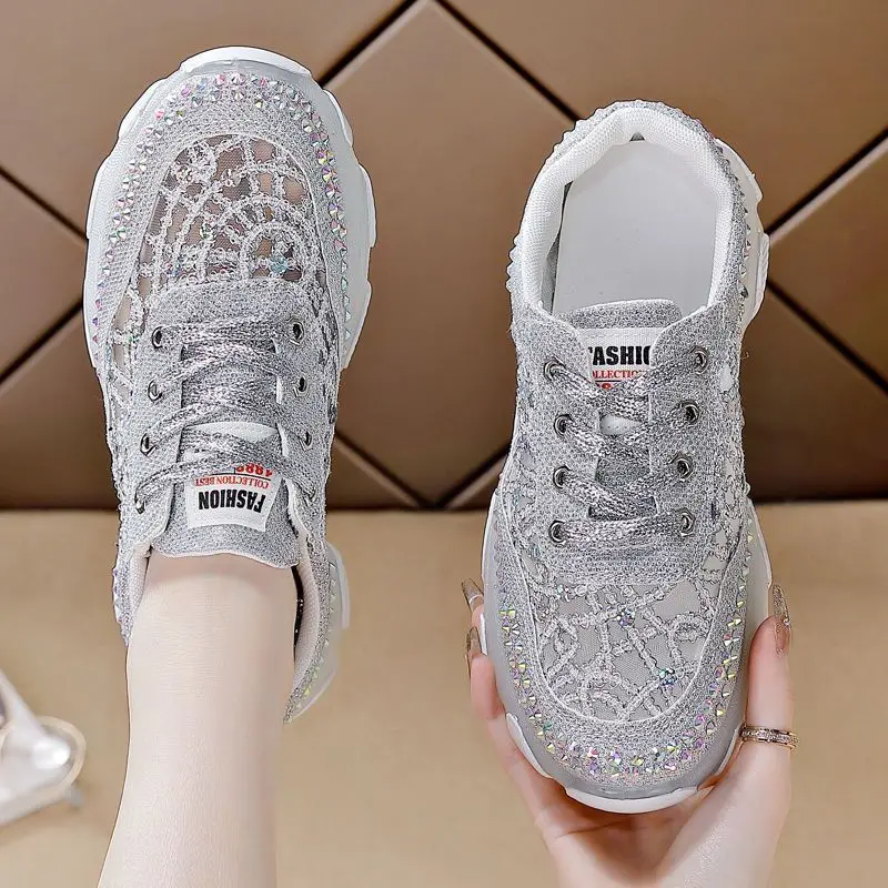 

2025 Summer New Arrival Women Sport Shoes Crystal Decor Dad Style Breathable Mesh Flat Casual Walking