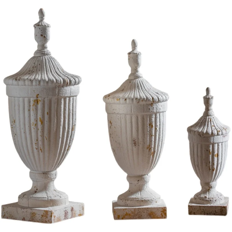 

European retro fireplace plaster statue Roman column floor decoration shooting props plaster column sculpture large pillar