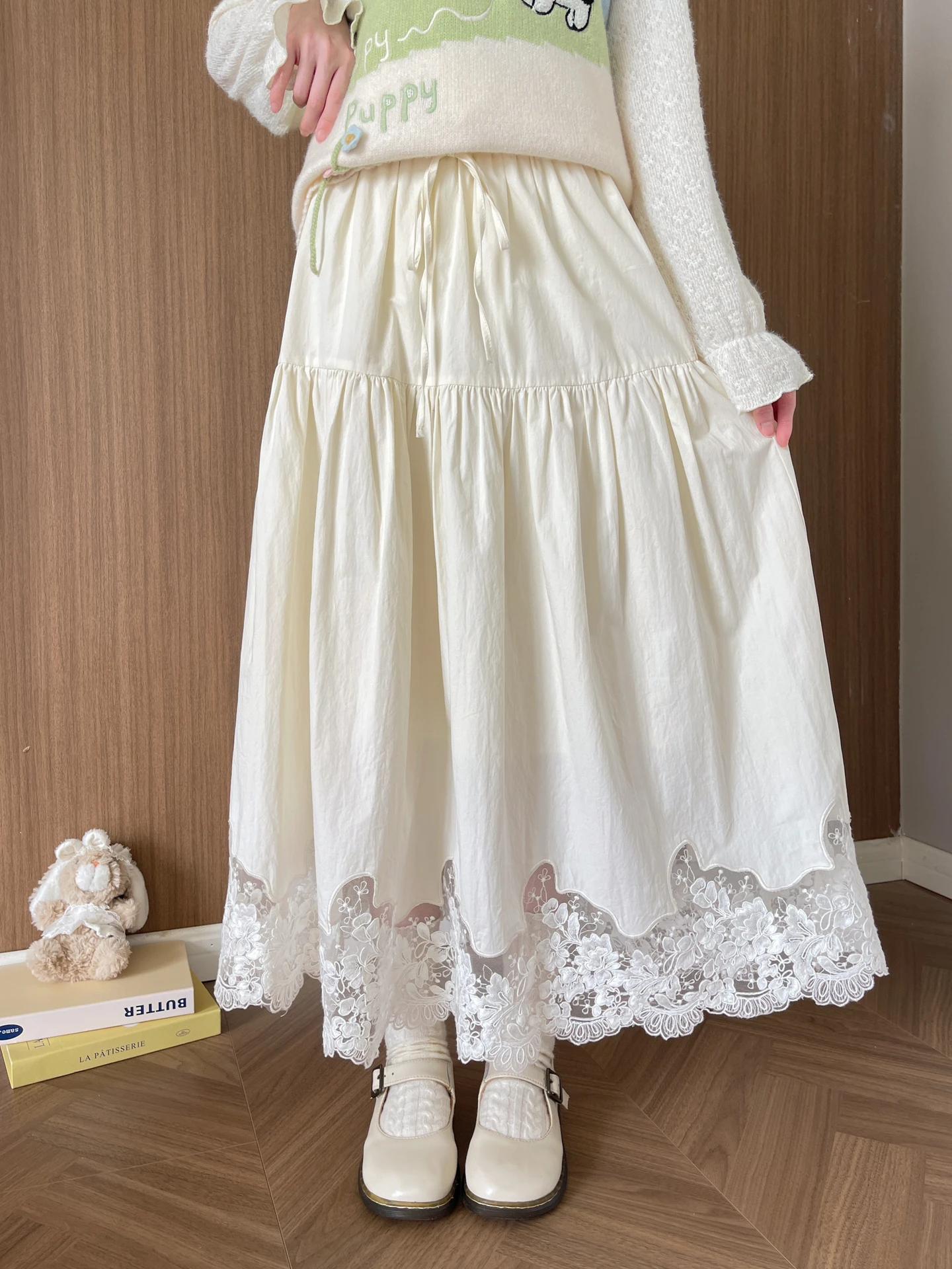 Elegant Lace Hollow out Belted Waisted Cake Style Half Skirt for Women Gentle A-Line Silhouette Cotton Material Daily Wear