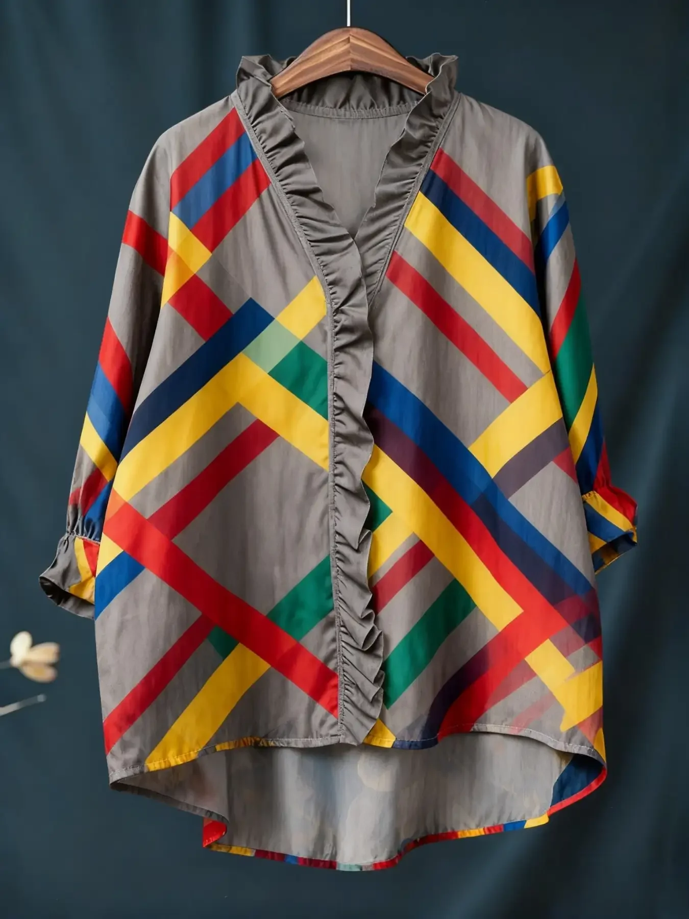 2026 women's long sleeved lace shirt with exquisite retro floral pattern design, Provide mint green and colorful patterns