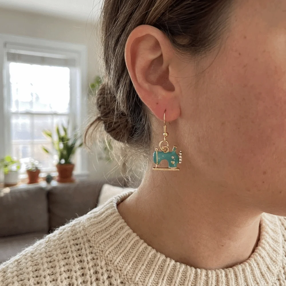 Fashion Vintage Sewing Machine Earrings Enamel Multi-color Drip Oil Earrings Creative Exquisite Alloy Earrings Gift