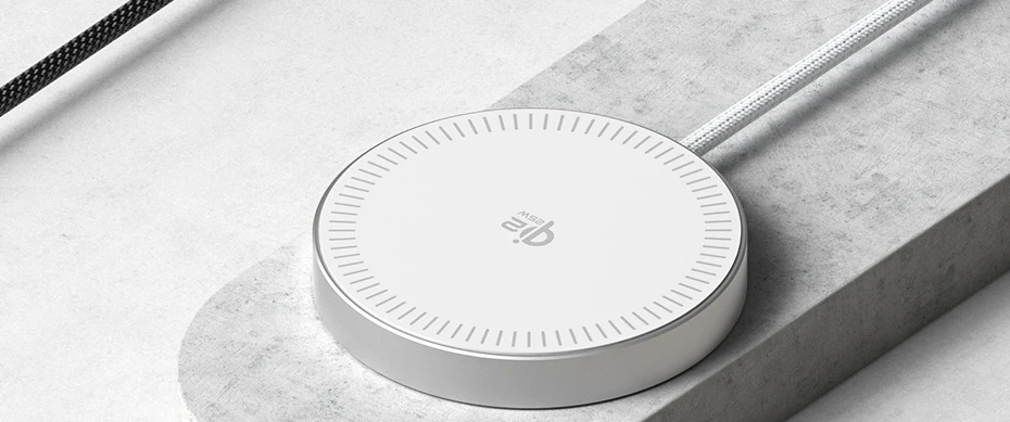 Hagibis Dual-Sided Magnetic Wireless Charger Qi2 25W