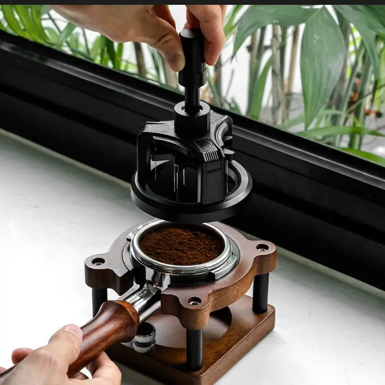 Magnetic suction powder dispenser Adjustable height Coffee powder agglomeration disperser Coffee rotating cloth powder needle