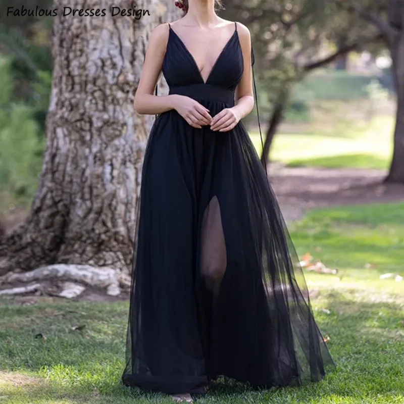 

Black Tulle A-line Bridesmaid Dresses Long Lace Up Spaghetti Straps Backless V-neck Wedding Guest Dress Party Prom Gown