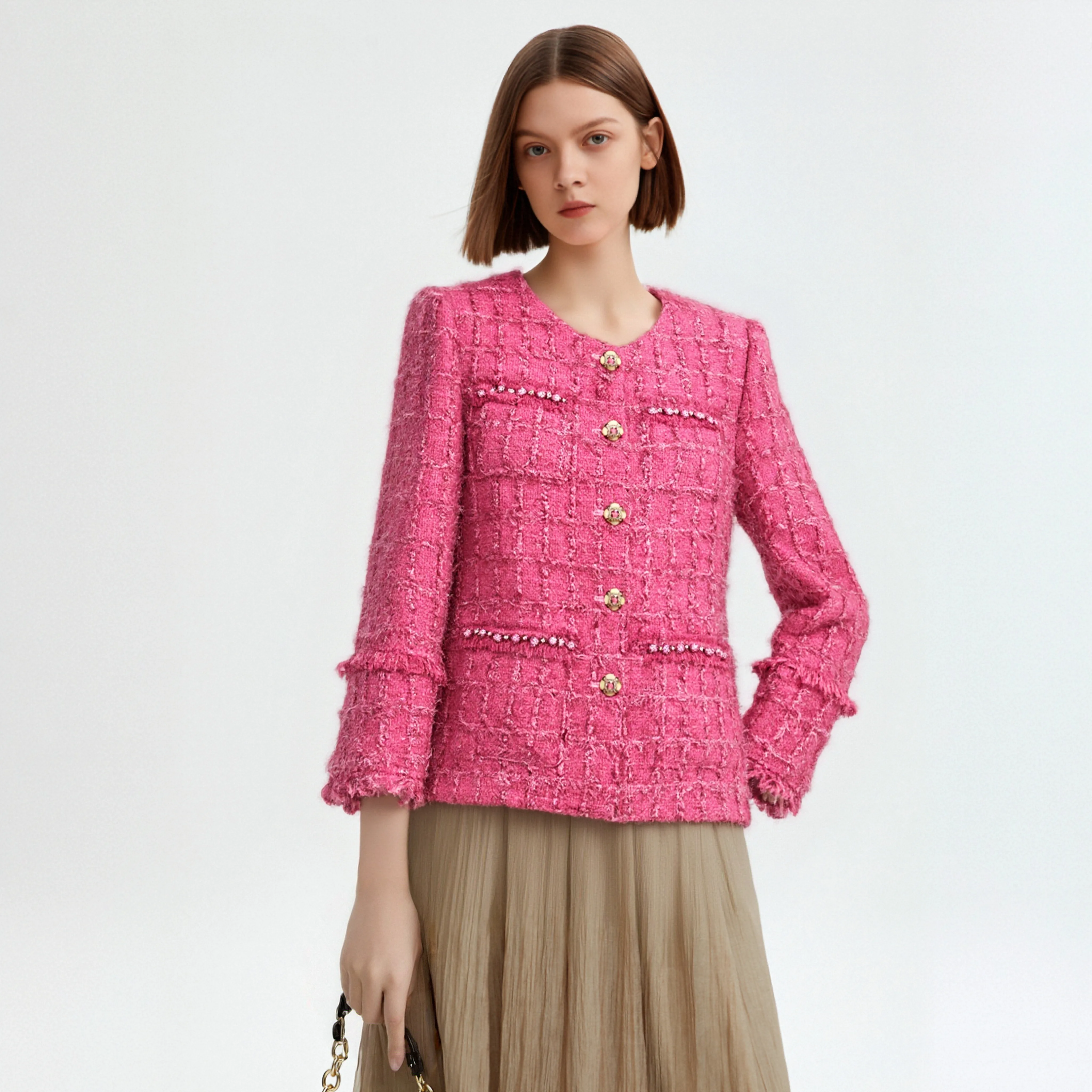 

Розовая шерстяная куртка ручной работы с кисточками из бисера. Высококачественная сверхпрочная маленькая ароматная модель. Темпераментный дизайн.