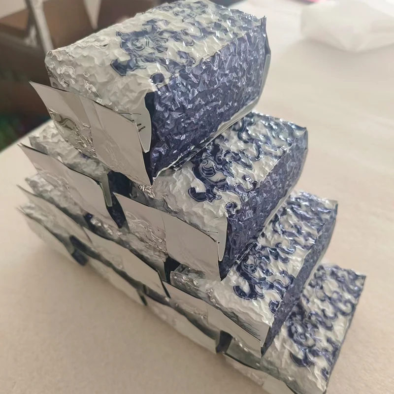 Bolsa de té Oolong de la serie blanca y azul clásica, bolsa de papel de aluminio grueso de Li Shan, embalaje al vacío TaiWan DongDing, bolsa de té verde de 150g