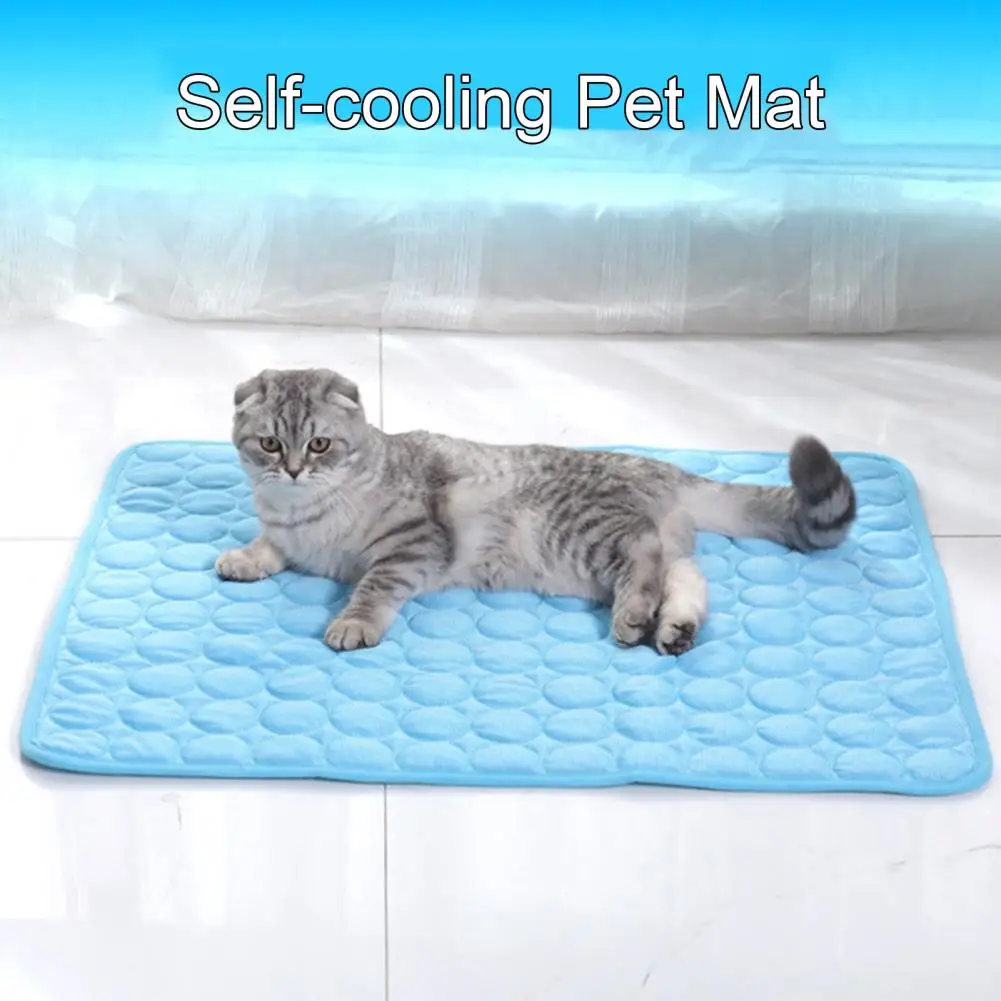 Foldable Dog Mat Easy to Clean Pet Pad Portable Dog Mat for Summer Self-cooling Pet Pad with Ice Silk Sleeping for Home for Cats