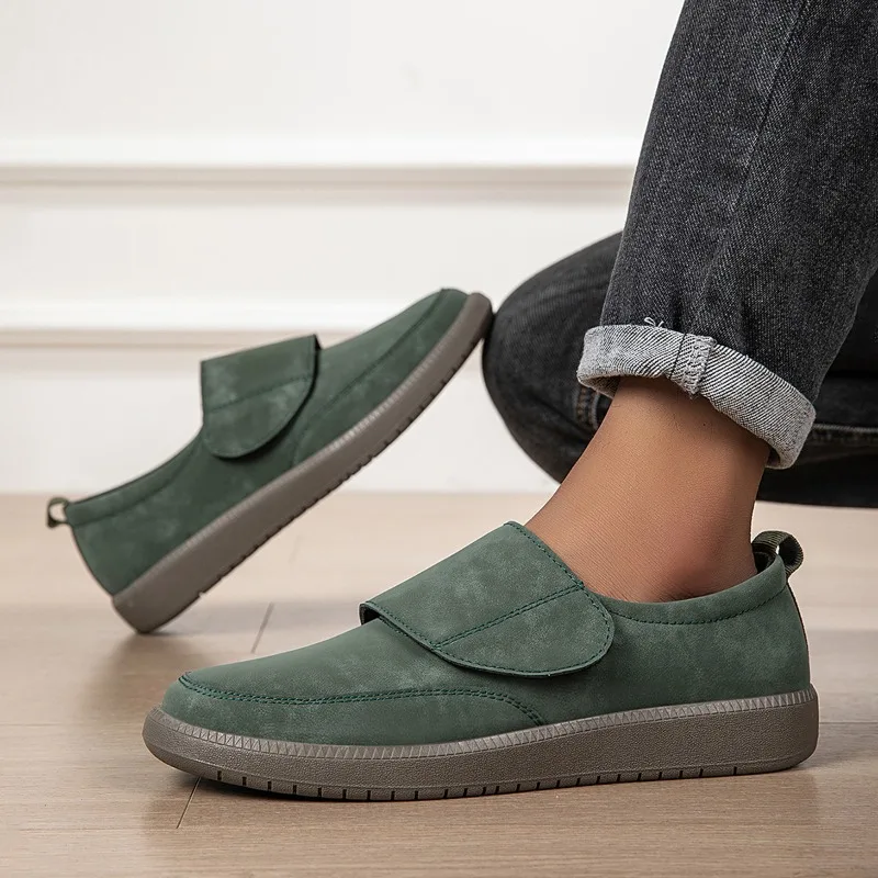 

Autumn Hot Selling Lightweight and Flexible Mens Casual Shoes Soft and Simple Sports Shoes Stable and Supportive Walking Shoes