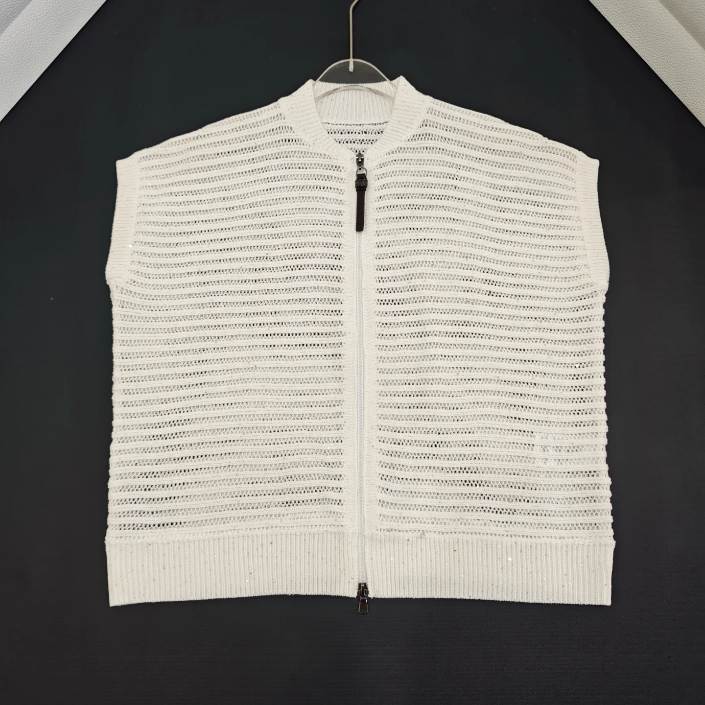 Women's High-Quality Fashionable Sequined Cut-Out Cardigan Vest – Spring/Summer 2026 New Arrival