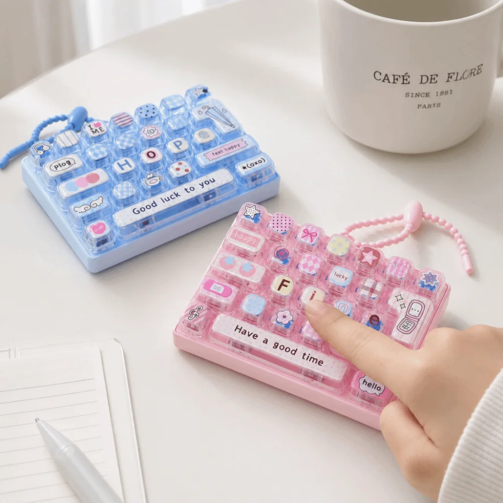 26-Key Decompression Button Transparent Dual-Tone Simulation Keyboard Mini Keyboard Pendant Cute Design Keyboard Keychain