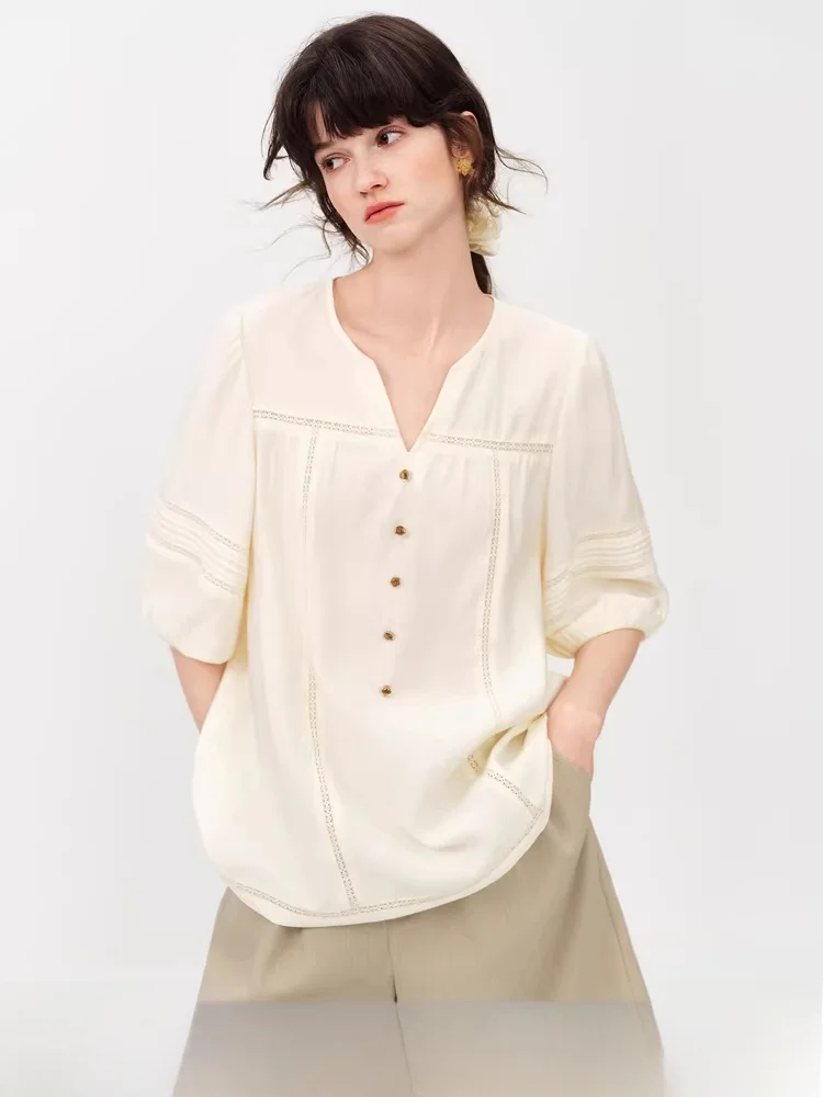 

Slimming Effect Casual Commute Floral Patchwork round Neck Hollow out Women's Shirt Fashionable Commute Style Five Sleeve Length