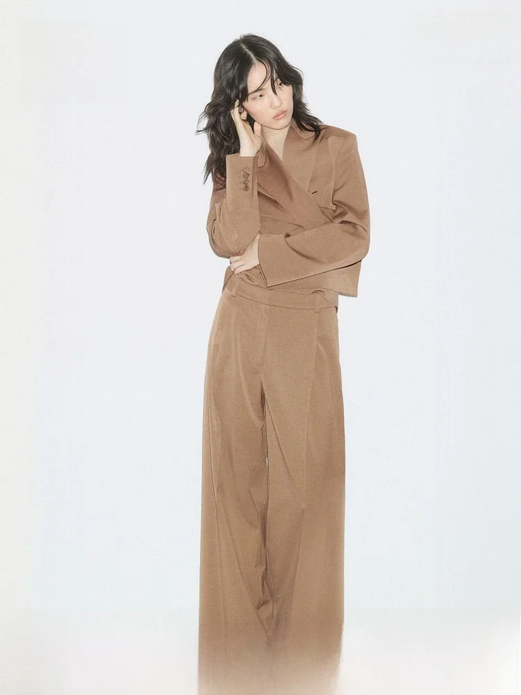 

Женские брюки H&M весна-лето 2880: смесовая ткань (полиэстер, вискоза, шерсть, спандекс), классический крой, комфортная посадка, летняя коллекция