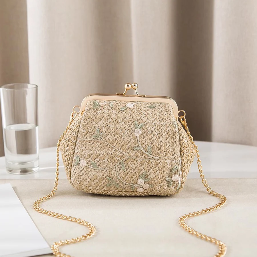Grass-woven lace small chains women's straw bag summer woven lock single-shoulder bag with gold mouth shell clip crossbody bag