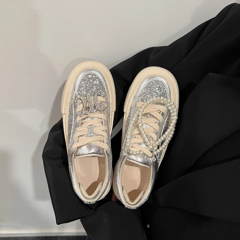 Round Toe Lace Up Letter Casual Shoes Versatile 2024 New Thick Sole Sponge Cake Shoes Pearl Sequin Board Shoes  Women