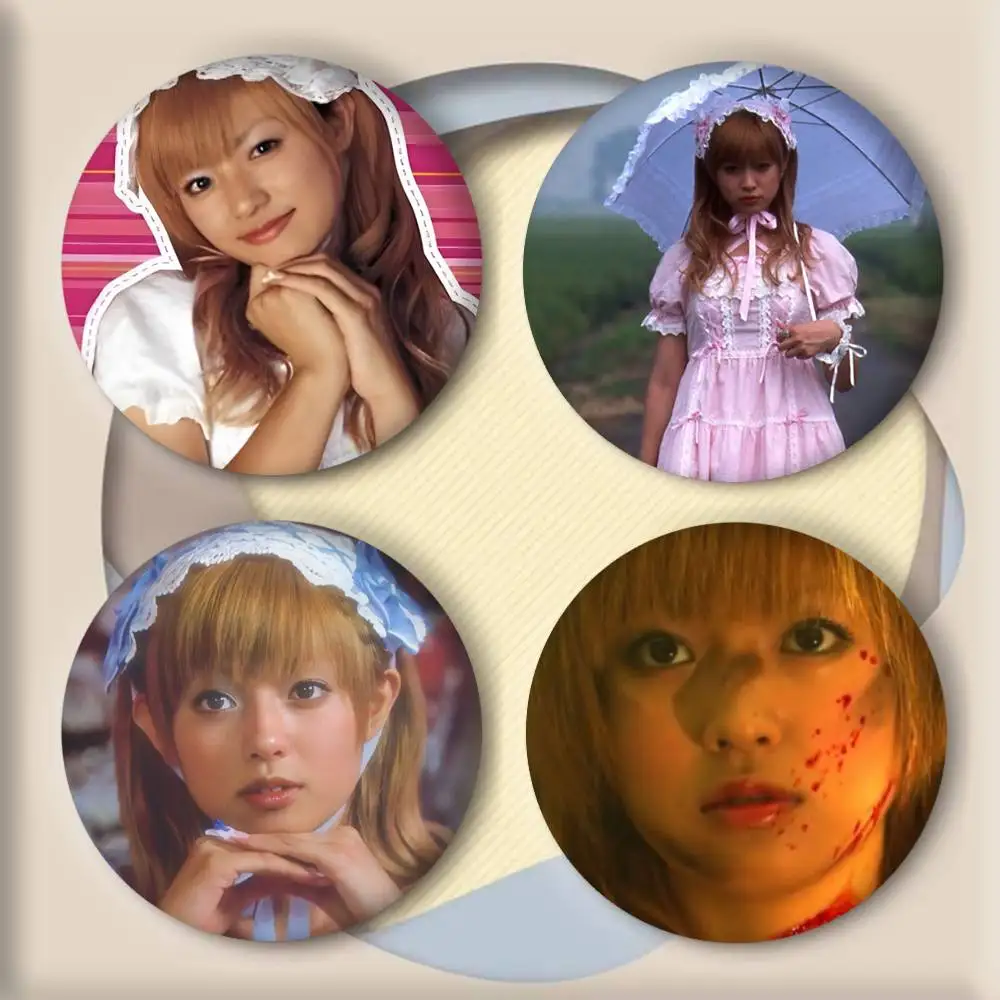 Kamikaze الفتيات موموكو شارات أنيمي شارة ليزر مستديرة الكرتون بروش الملابس على ظهره اكسسوارات التلبيب #3