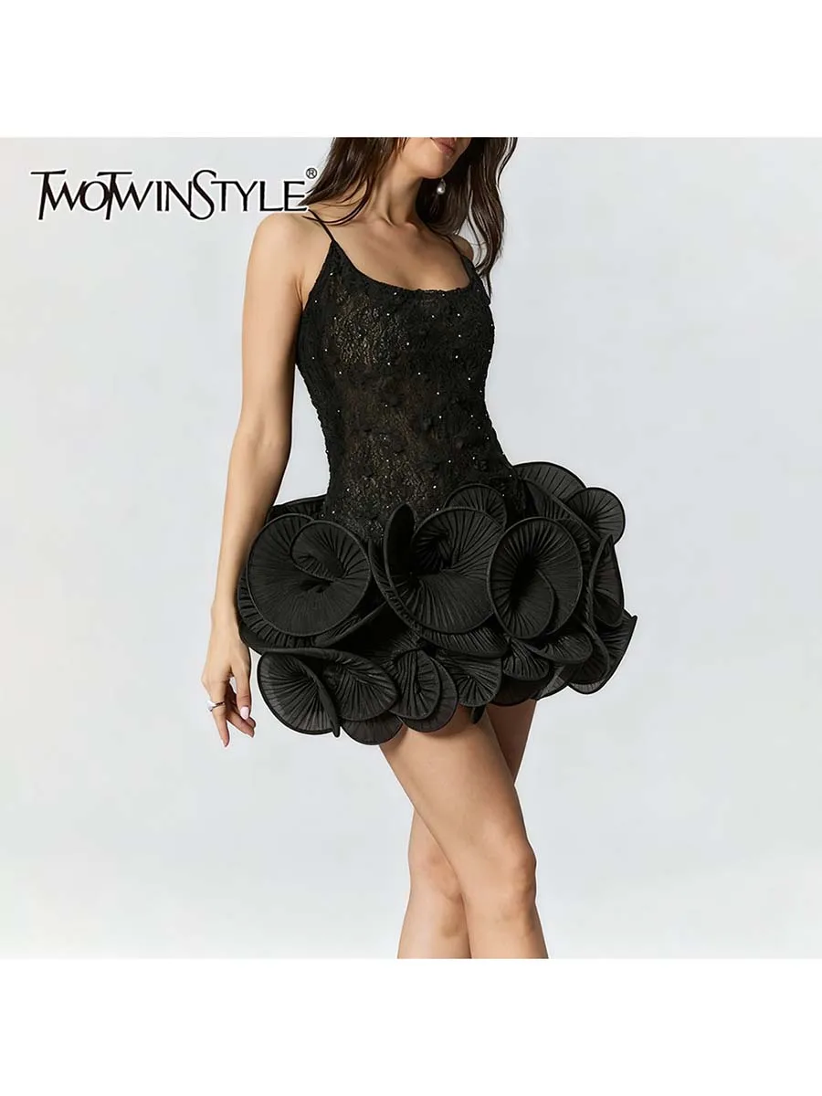 TWOTWINSTYLE Dimagrante Sheer Impiombato Hot Fix Abiti Eleganti per Le Donne Collo Quadrato Senza Maniche Patchwork 3D Fiore Abito Femminile