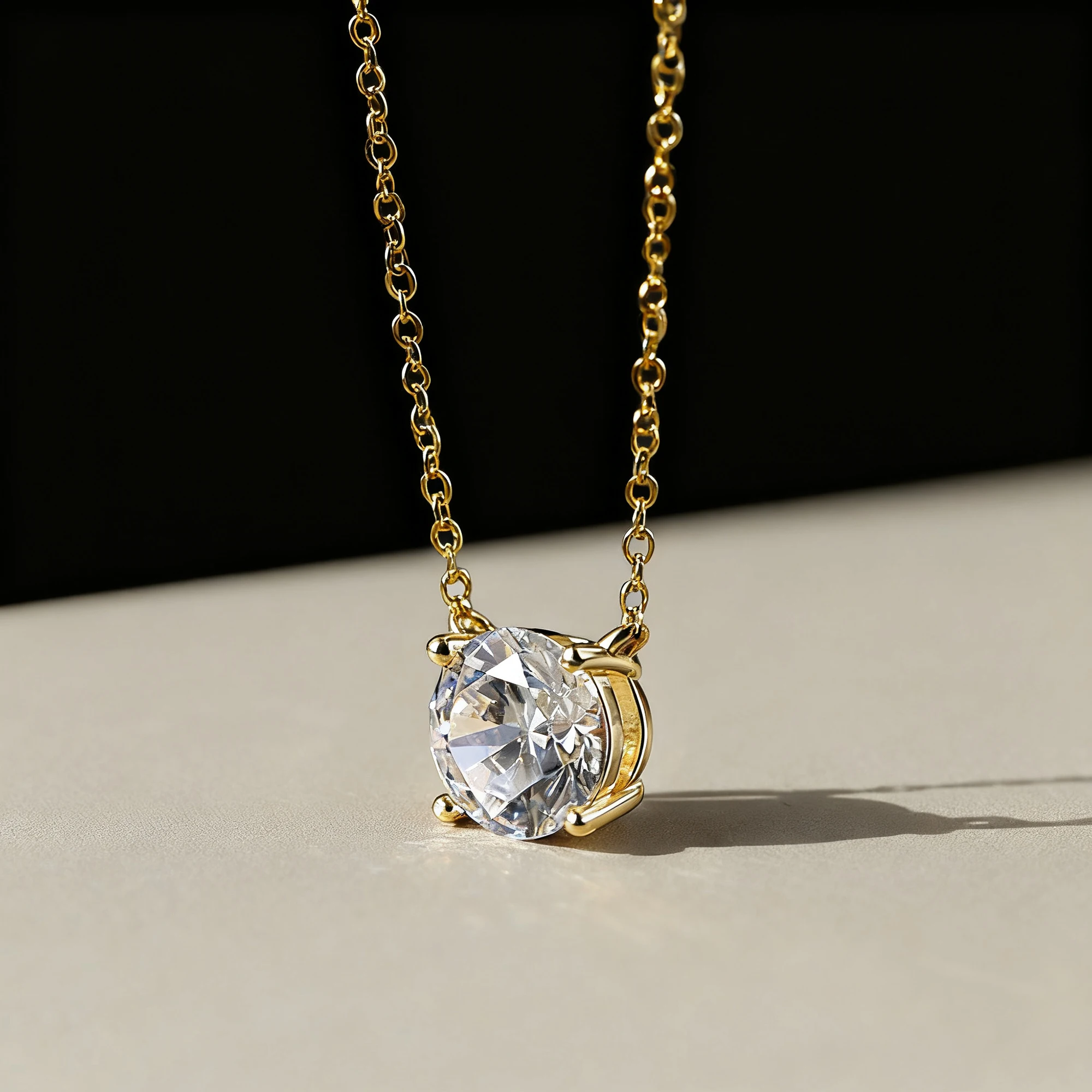 

EFFIE QUEEN 925 Sterling Silver Pendant Necklace with Sparkling Round-Cut Moissanite a Stunning Piece of Jewelry for Women MON05