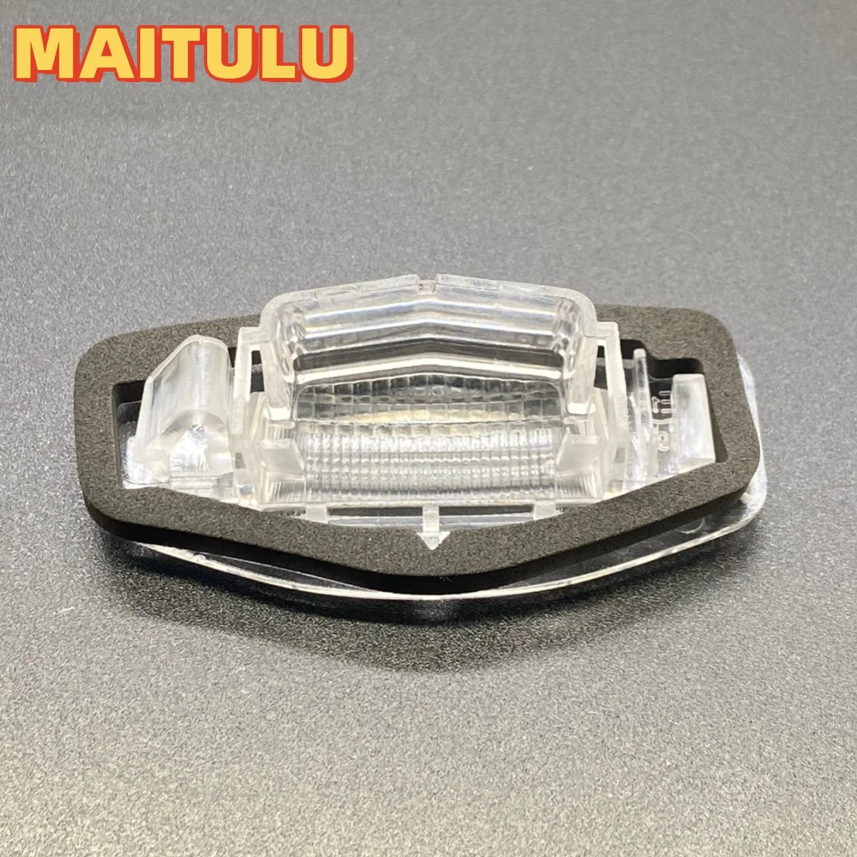 It is suitable for CR1 CR2 CR4 Honda 14-18 year 9th generation Accord rear license lamp housing cover CU5 15-18 year G11 concept