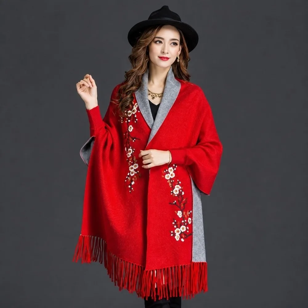 Thick Knitted Floral Embroidered Poncho Two-Tone Core-Spun Yarn Knitted Tassel Shawl With Sleeves Tassel Warm Outerwear Wrap
