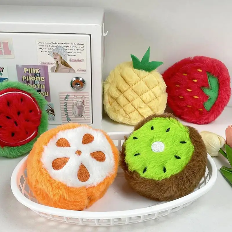 Bolsa de moedas de pelúcia dos desenhos animados mudança titular pequena carteira resistente ao desgaste pequena carteira com design de frutas saco de pelúcia pingente