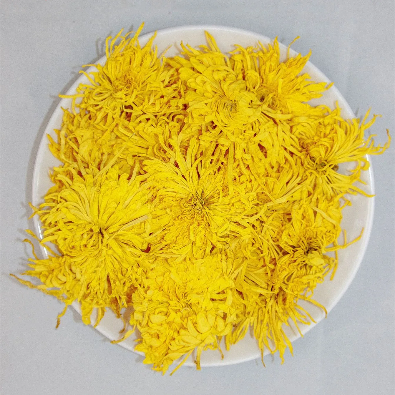 

Golden Chrysanthemum Dried Flowers Soaked In Water To Drink Natural Real Flore For Room Decoration Father's Birthday Gift 100g