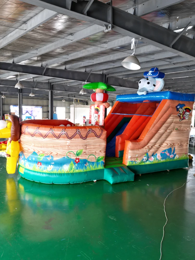 Inflatable Castle Pirate Ship Inflatable Jumping Bouncer Pirate Boat Inflatable Children's Playground with Powerful Blower