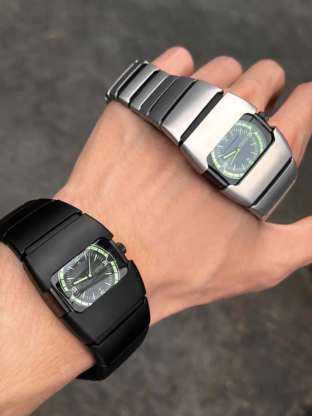 Y2K Millennium Special-Shaped Pre-Owned Original Design Watch Men's and Women's American Trend Quartz Watch