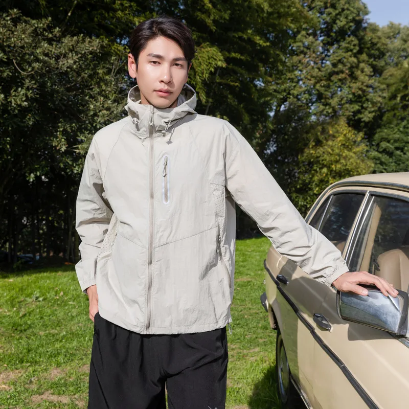 UPF50+Sunscreen Coat Summer Leisure Versatile Multi Pocket Hooded Mountaineering Coat Outdoor Couple Camping Thin Jacket