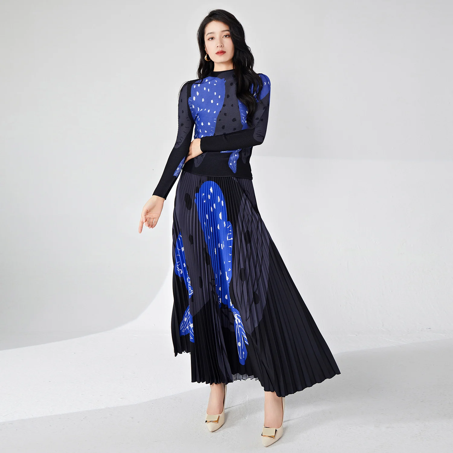 Lässiger Blumen-A-Linien-Rock für Damen und langärmlige Oberteile, zweiteiliges Set, neuer plissierter lockerer Rock für den Sommer in großen Größen