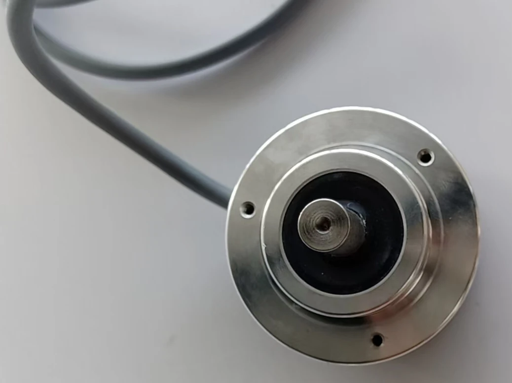 العلامة التجارية الجديدة الأصلية المصنوعة في إيطاليا جهاز تشفير العمود الصلب الروتاري Eltra-التشفير للأتمتة الصناعية