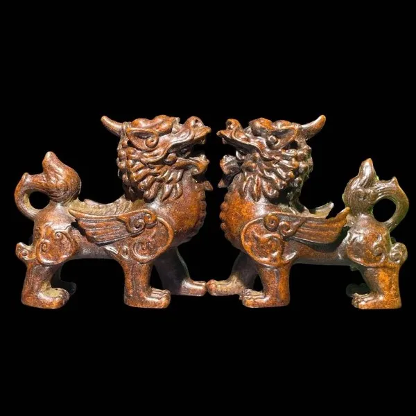 

Collect copper ware, tea pets, Qilin, a pair of tea plates, tea platforms, tea pets, town houses, Qilin decorations, Pixiu