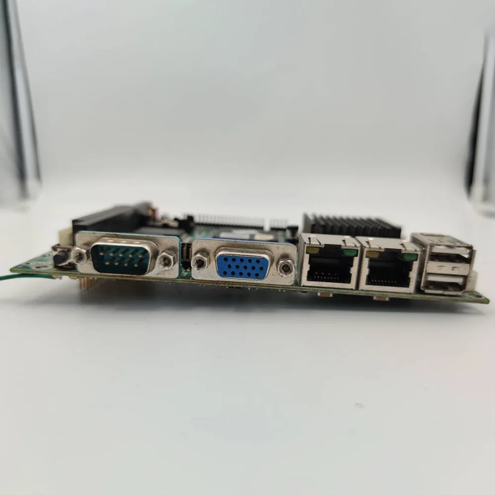 

3,5-дюймовая материнская плата промышленного медицинского устройства с двумя сетевыми портами для Advantech PCM-5823 REV.A2