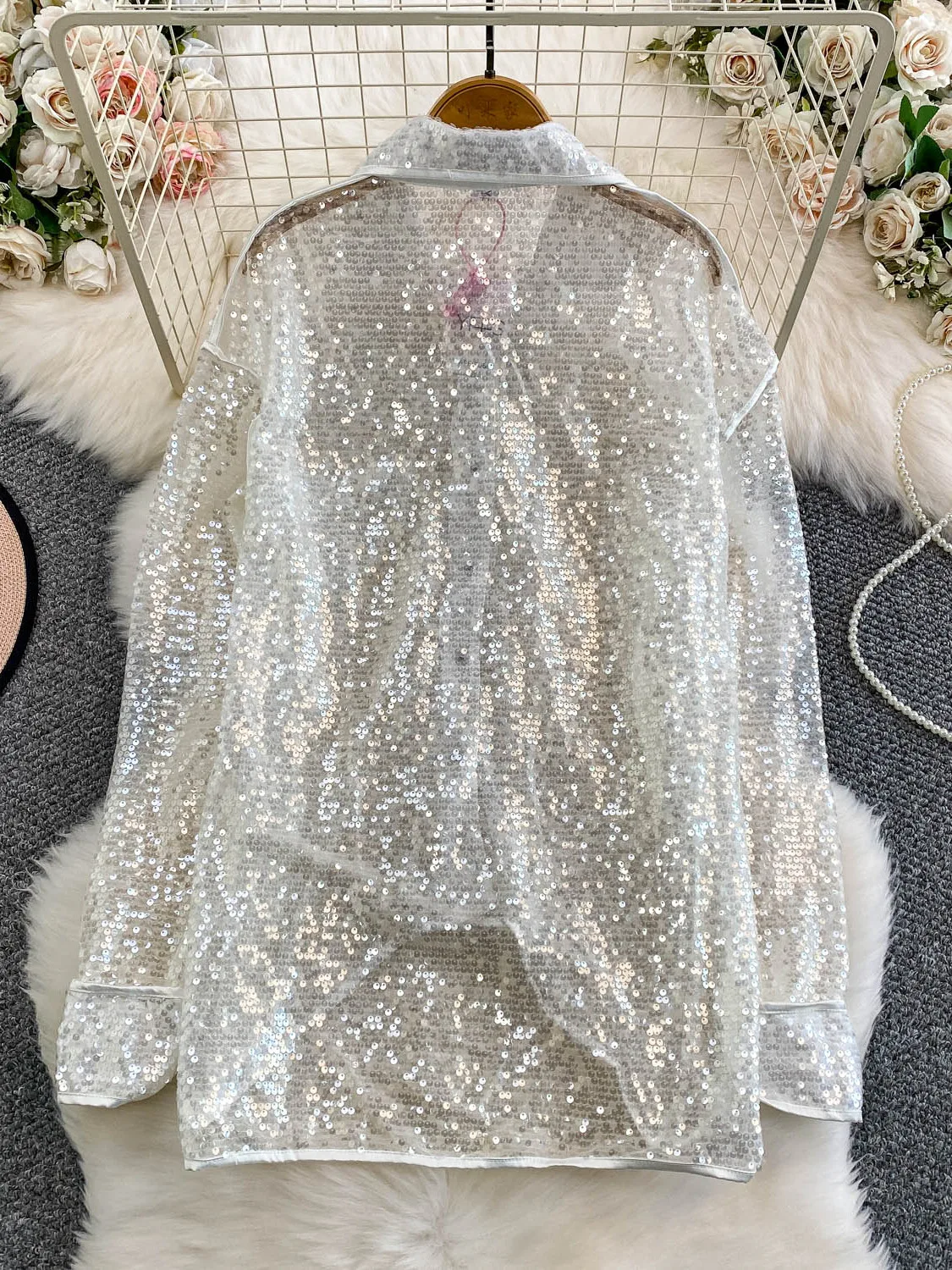 เสื้อคลุมกันแดดผู้หญิงทรงหลวมแบบมีกลิตเตอร์ แขนยาว โปร่งใส มองทะลุได้ คอตั้ง