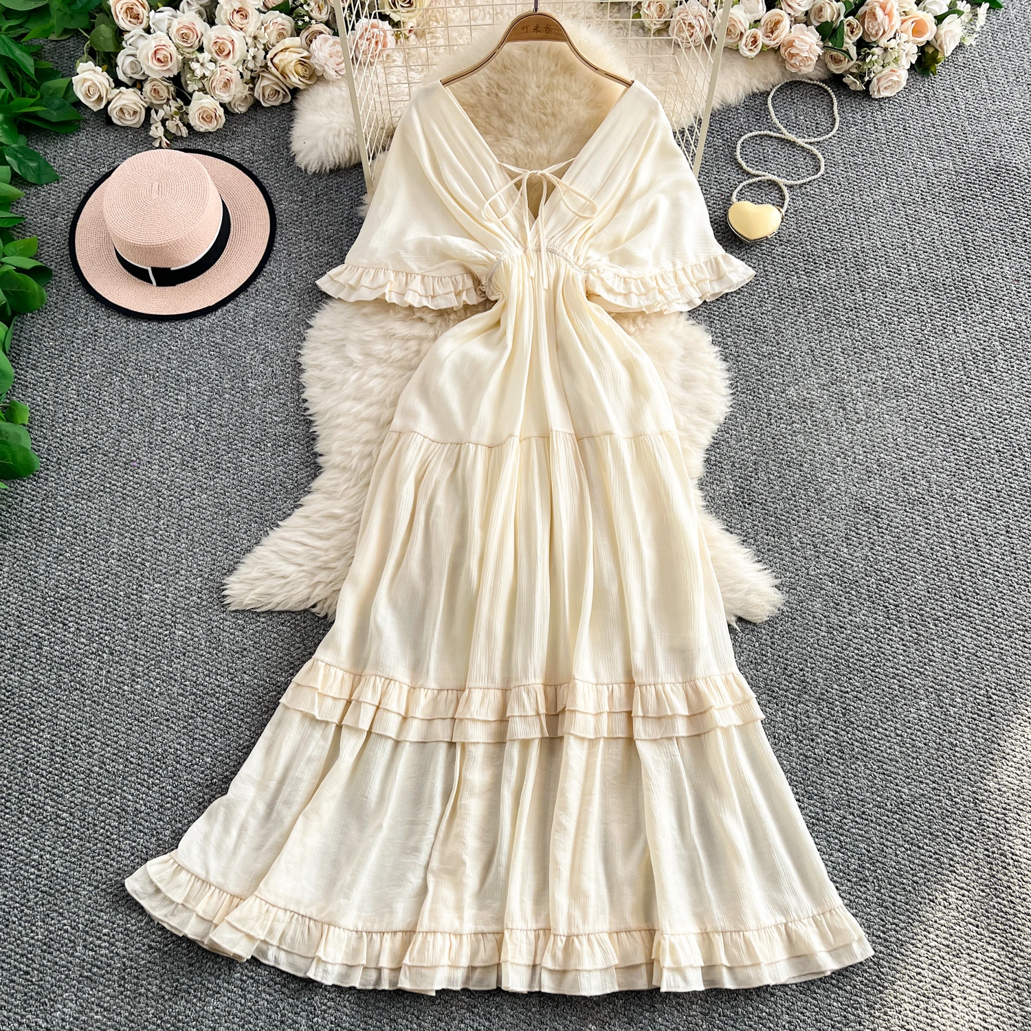 Francês vintage babados v frente de volta vestido longo verão senhora elegante grande balanço manga curta vestido sólido princesa bolo camada vestido