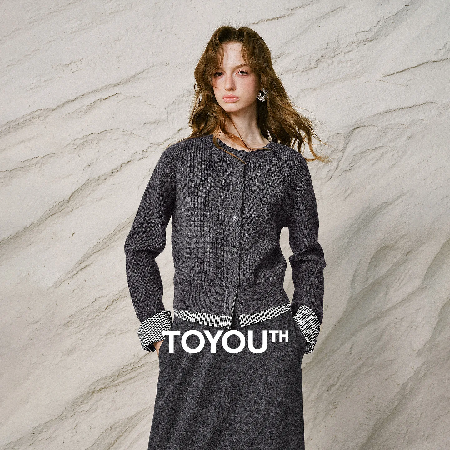 TOYOUTH Women Cardigan 2026 Winter New Plaid Spliced Fake Two Piece Fitted Crew Neck Vintage College Knit Tops
