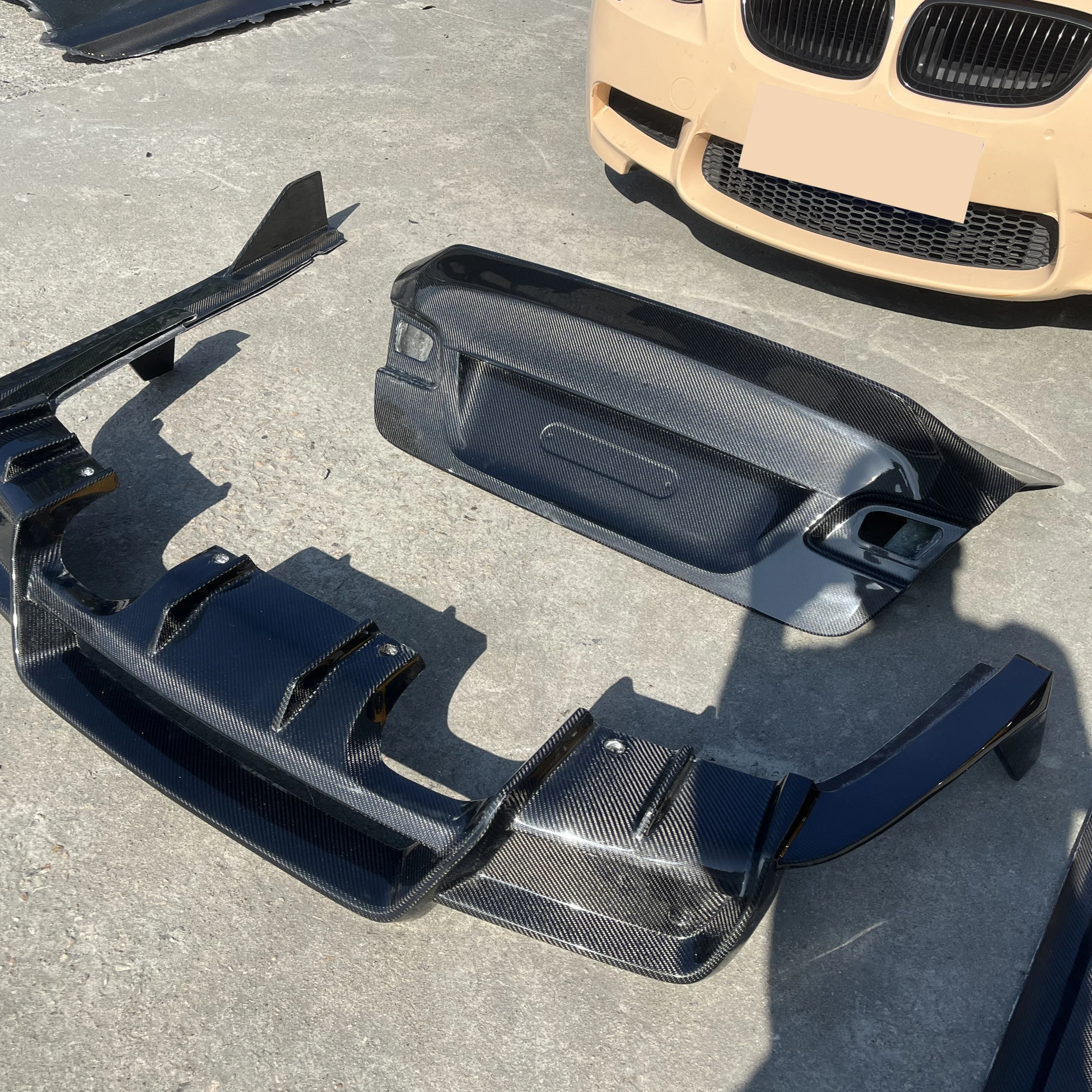 MRD Carbon Front Bumper Lip for E92 E92 M3 Real Carbon Fiber Made One Piece Design