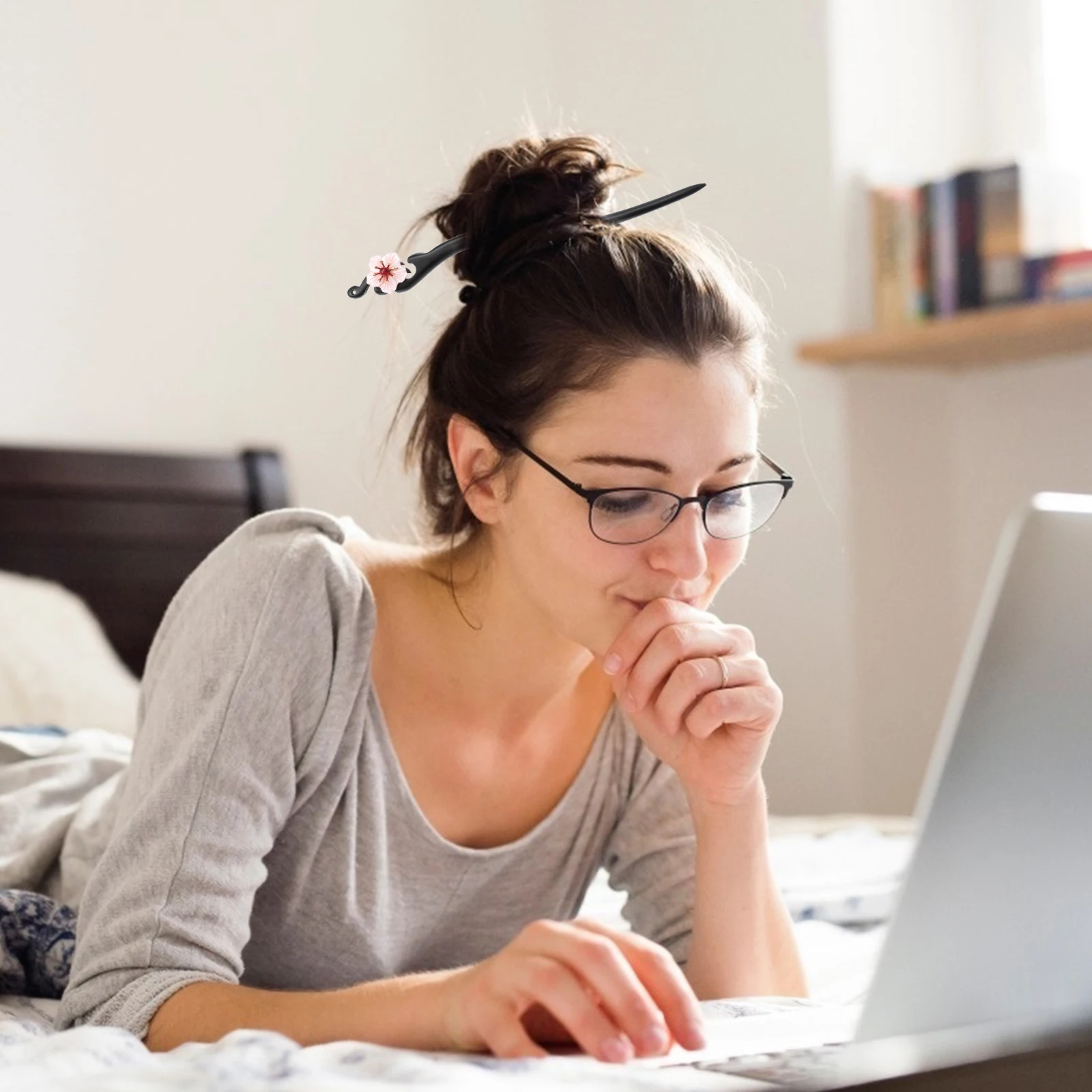 

Vintage Stick For Women Long Chinese Hairpin Smooth Finish Bun Holder For Thick Curly Flower Hair Chopstick Hair Bun Fork Pin