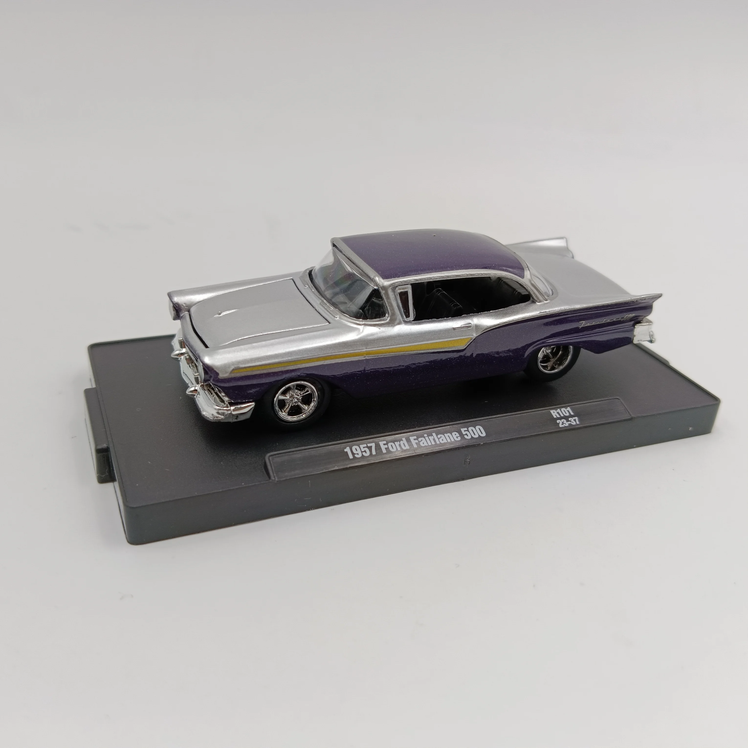 M2 Machines 1:64 1957 Ford Fairlane 500 Legering Model Kinderen Geschenken